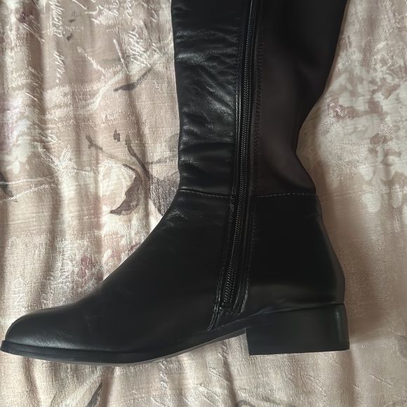 Michael Kors boots size 5M - Picture 4 of 10